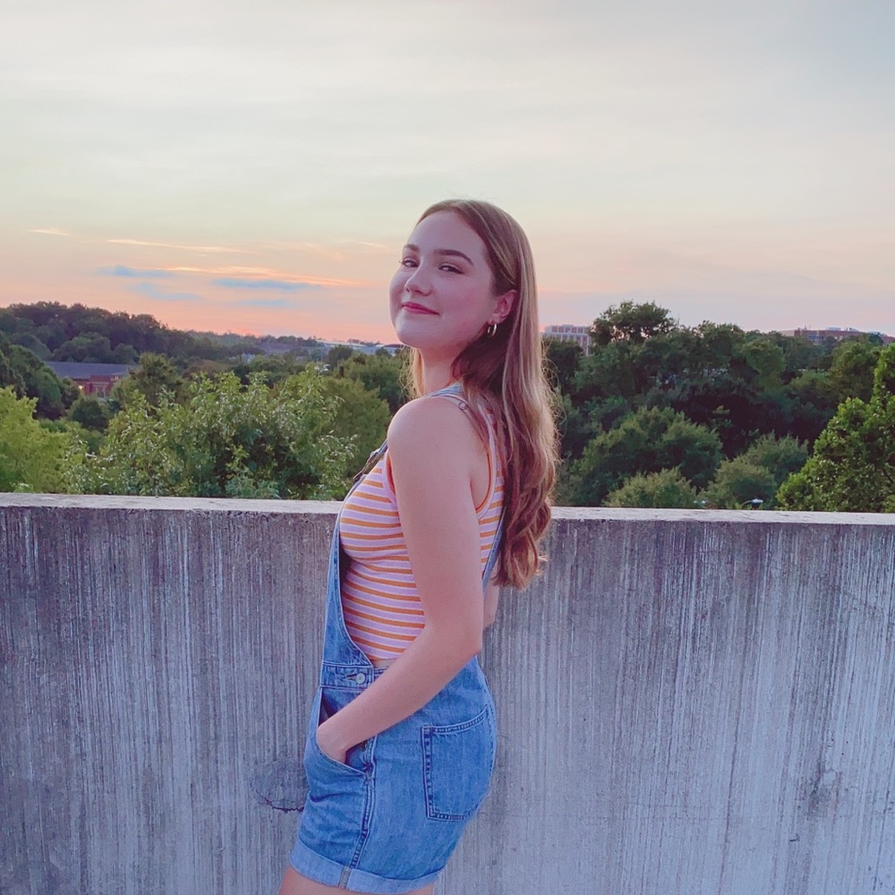 Meet your Posher, Macy